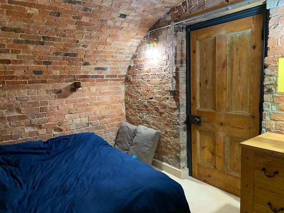Lavish Apartment At Montpellier Gardens Cheltenham